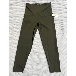 Spanx Booty Boost 7/8 Leggings in Essex Green